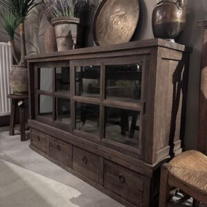 Driftwood dressoir met 4 lades en 2 vitrine schuifdeuren