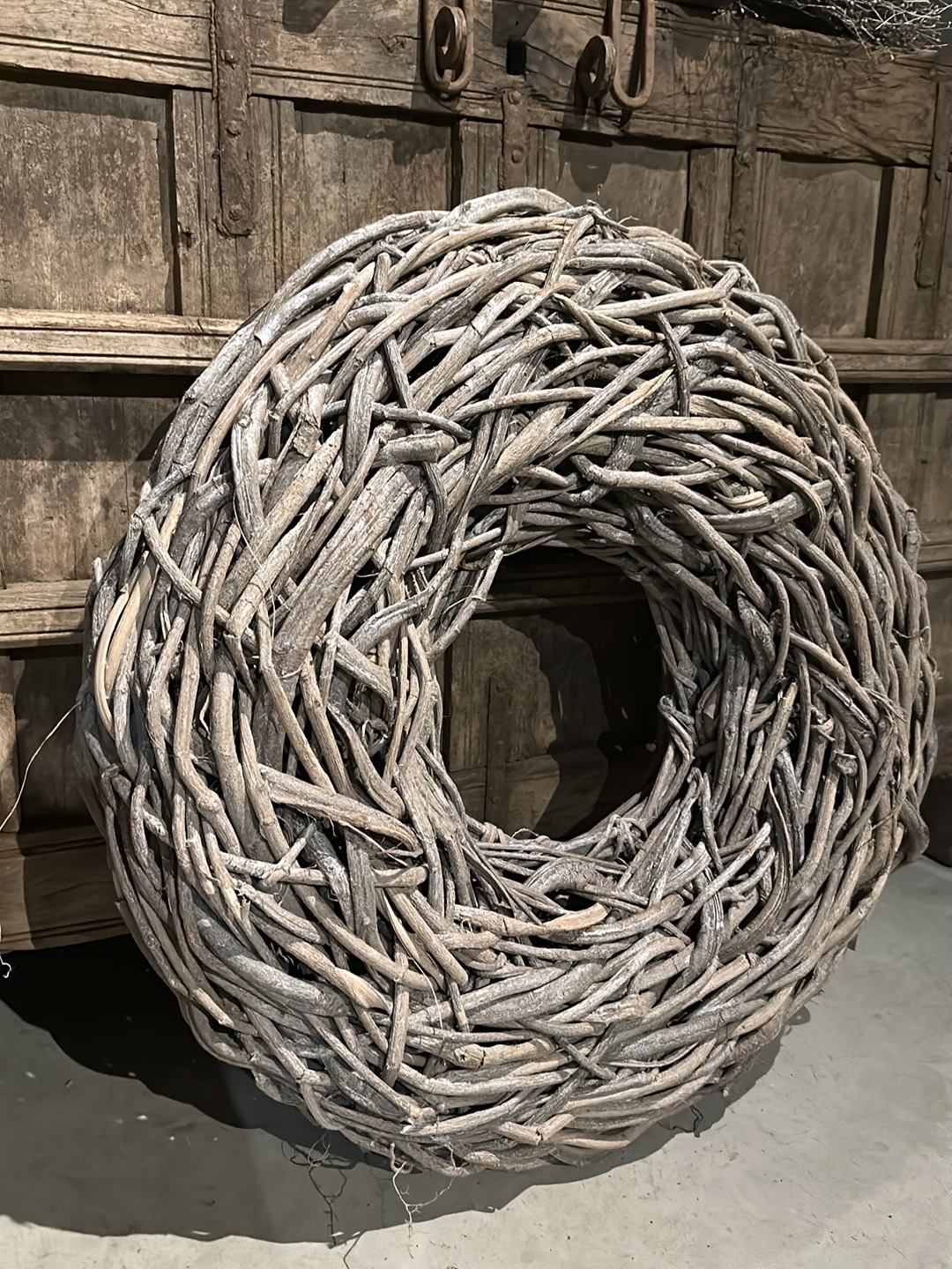 Grote Sobere Takkenkrans – Ø 65 cm