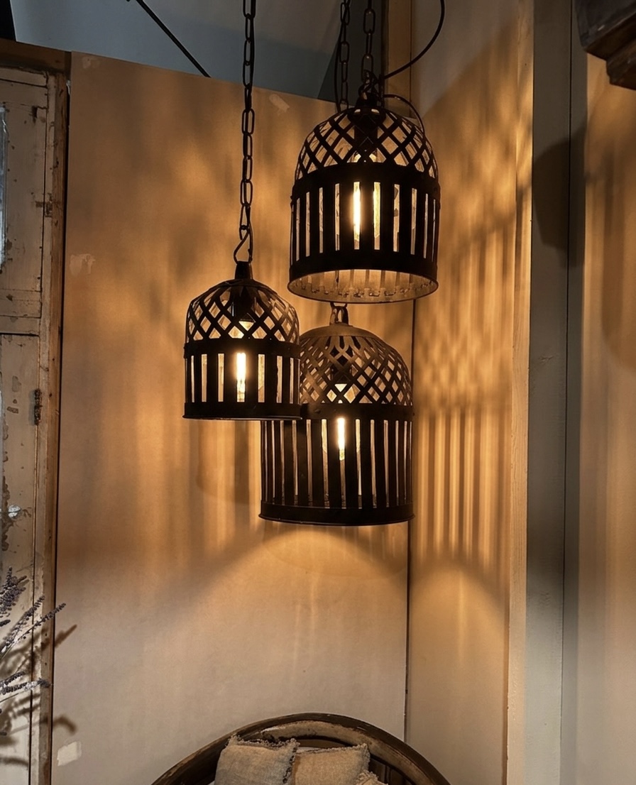 Mat Zwarte Kooi Hanglampen – Authentiek Indiaas Design (Beschikbaar in 3 Maten)
