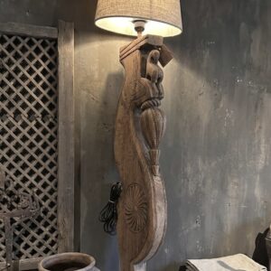 Landelijke stoere wandlamp van Oud Houten Ornament – 110 cm