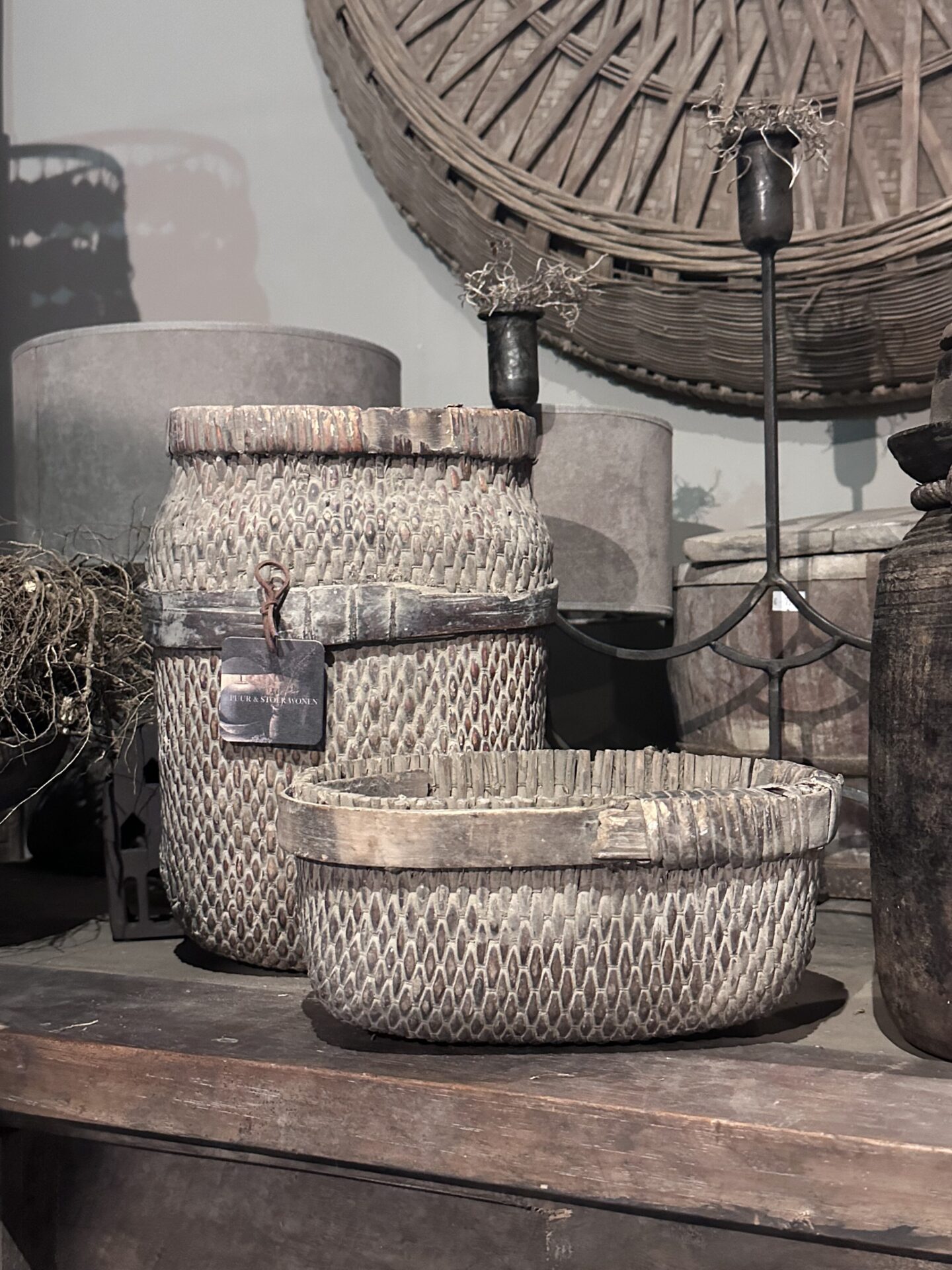 Antieke Chinese Vissersmand met Deksel – 24x12x32 cm | Stoer & Landelijk Woonaccessoire - Afbeelding 2
