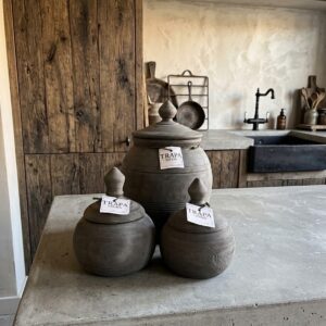 houten pot met deksel⁠